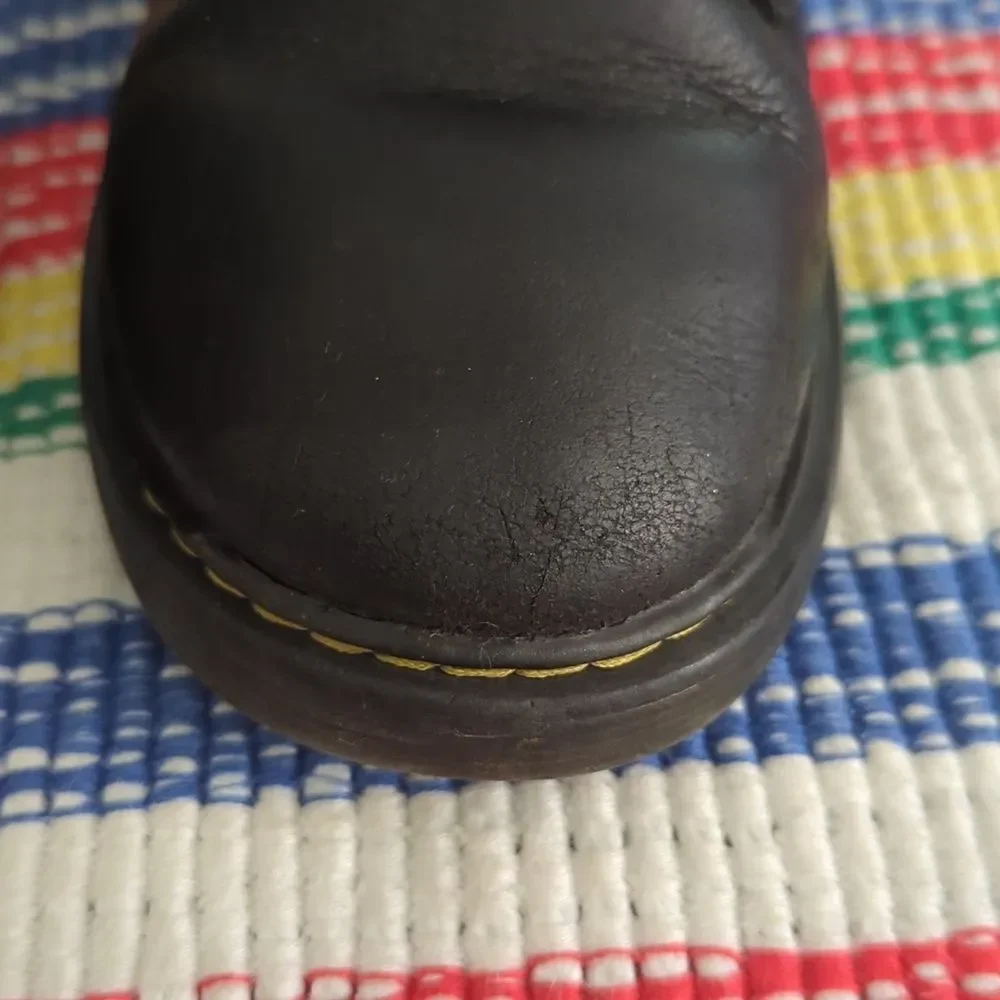 Dr. Martens black leather boots youth‎ size 2